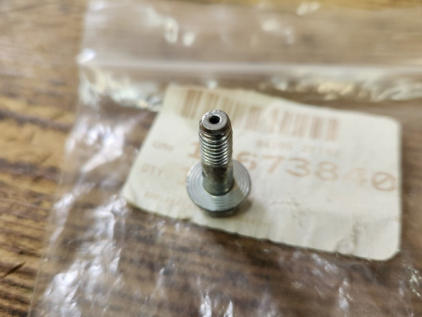 NEW OEM Genuine GM Fuel Return Pipe Clip Bolt 12673840