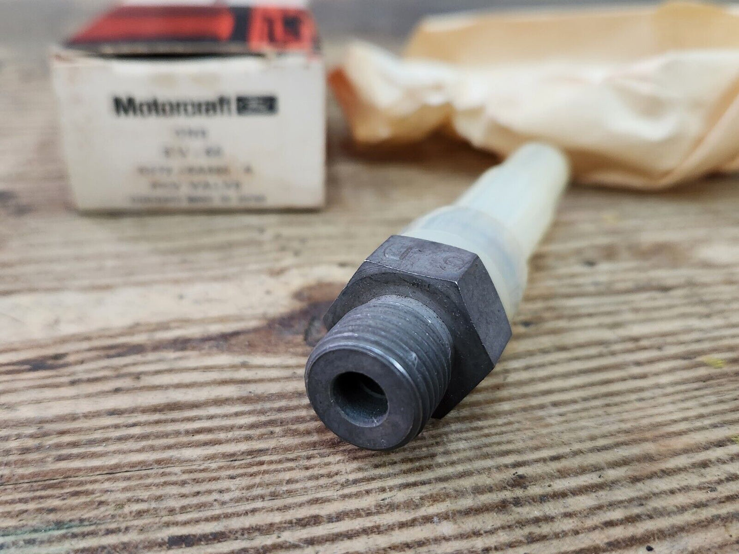 NOS 1972-1982 Ford Courier PCV Valve D27Z-6A666-A EV-65 OEM 1.8L 2.0L