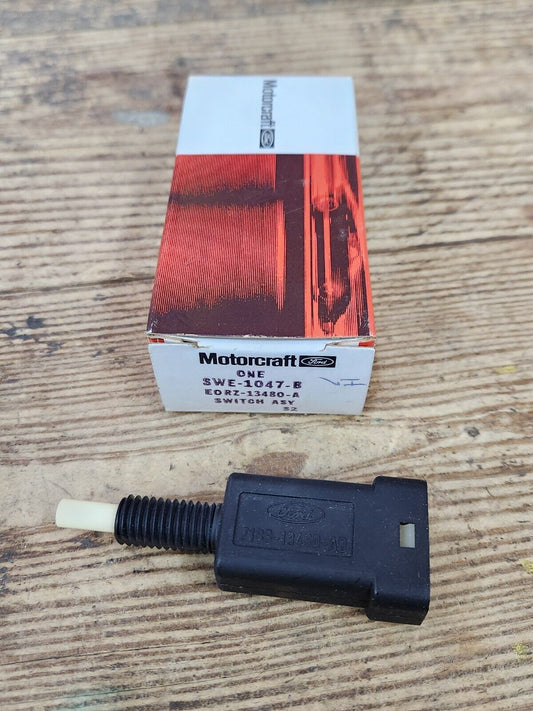 NOS OEM 1971-1978 MERCURY CAPRI STOPLIGHT SWITCH E0RZ-13480-A MOTORCRAFT