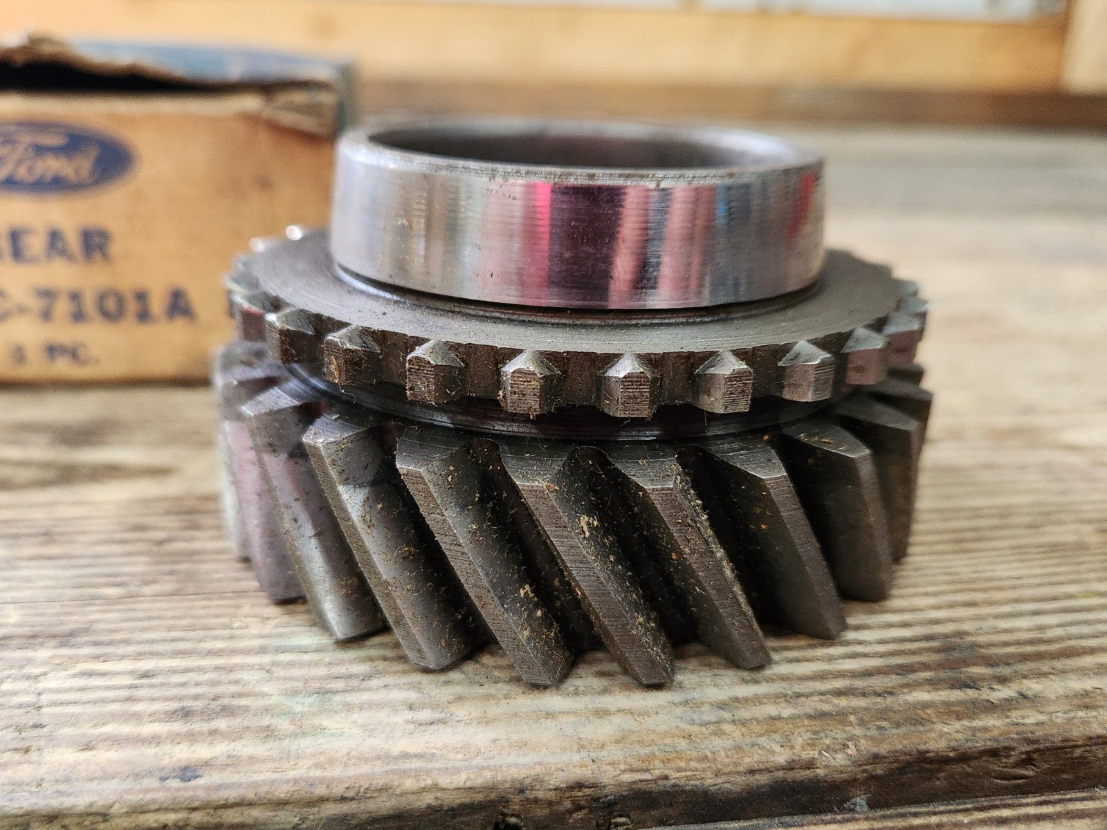 7402909