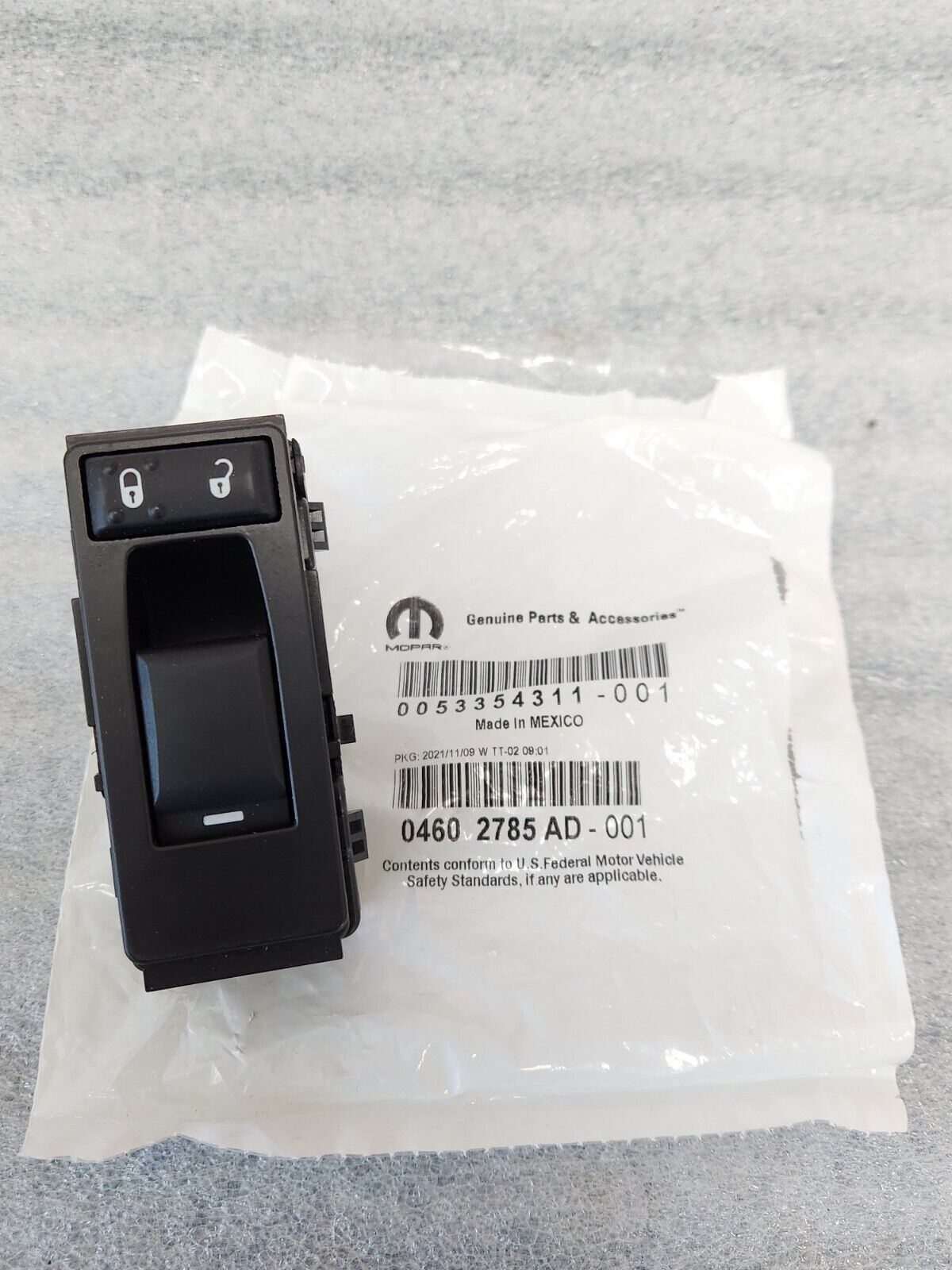 NEW Genuine MOPAR Door Window Lock Switch 200 300 Charger Magnum 04602785AD