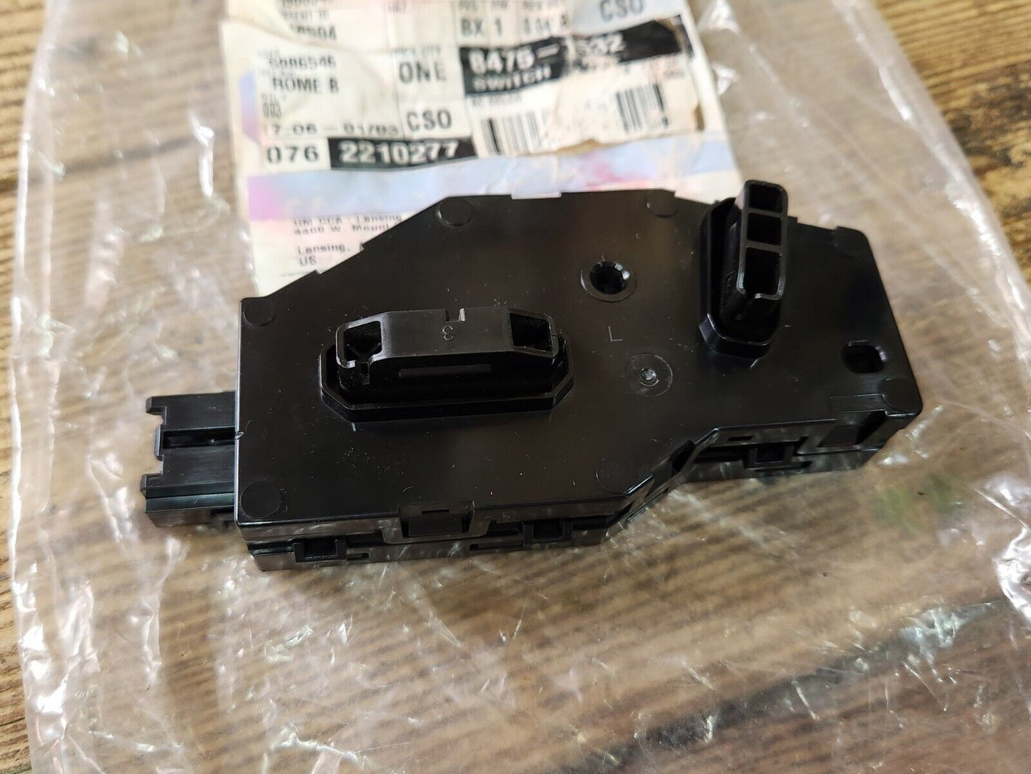 NEW OEM 2020-2023 CADILLAC CT4 CT5 DRIVER SEAT POWER ADJUSTMENT CONTROL SWITCH