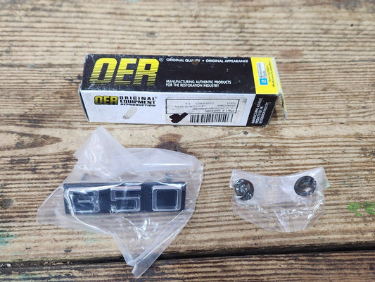 NEW OER 1970 - 1975 CAMARO "350" FRONT FENDER EMBLEM  GM LICENSED - 3984095