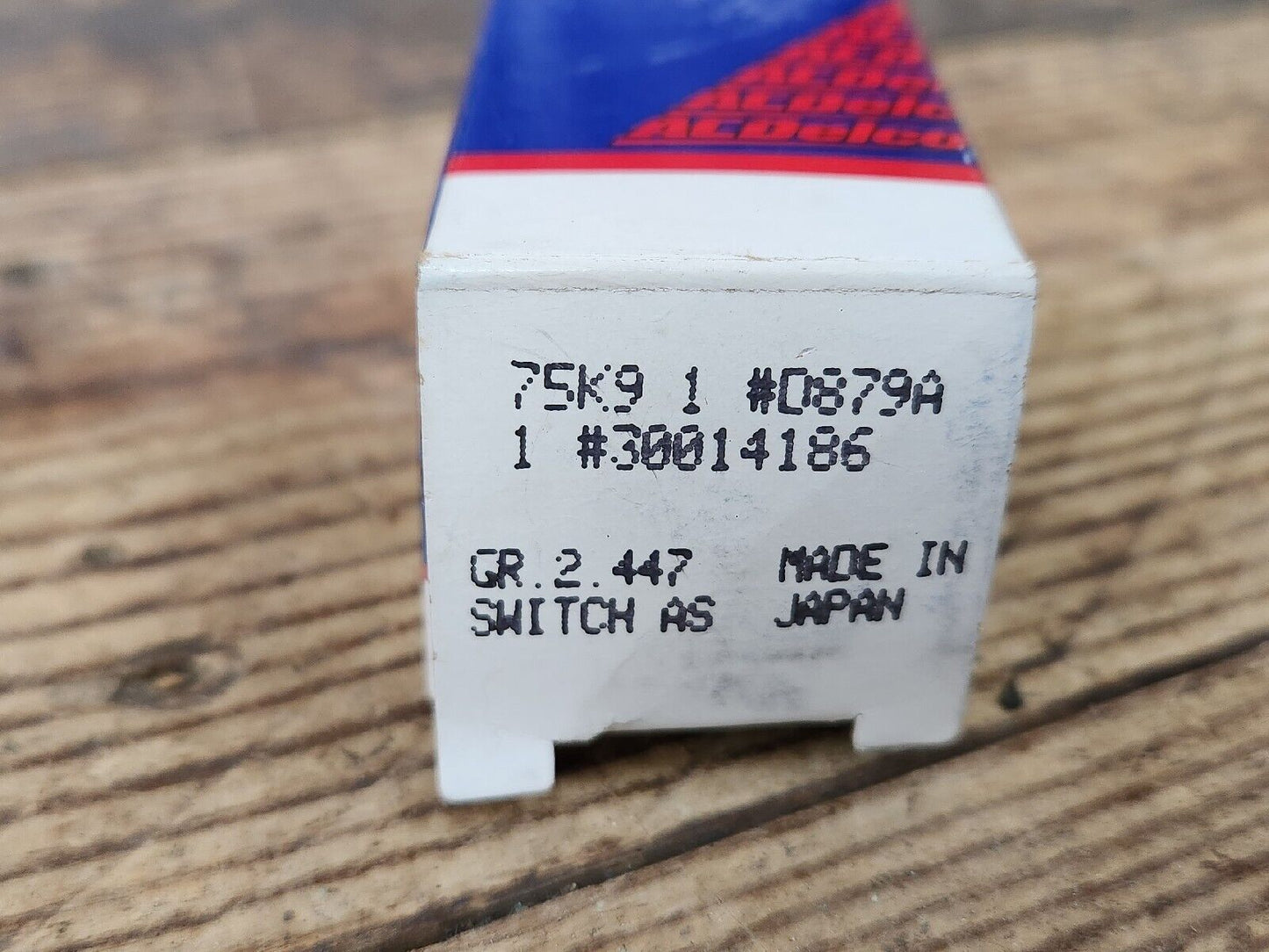 NEW 1989-2004 CHEVY & PONTIAC BRAKE LIGHT SWITCH NOS OEM AC # D879A GM 30014186