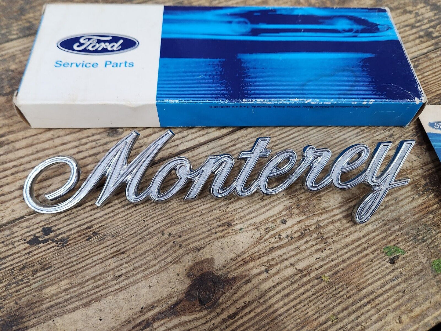 NOS 1971 1972 MONTEREY Hardtop Sdn Wagon Custom QUARTER PANEL EMBLEM NAME PLATE