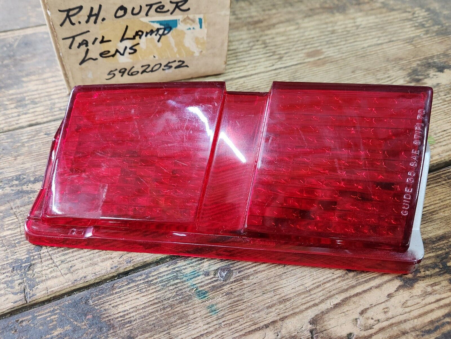 NOS OEM GM 70 1970 Oldsmobile Delta 88 tail light Right Hand Lens 5962052