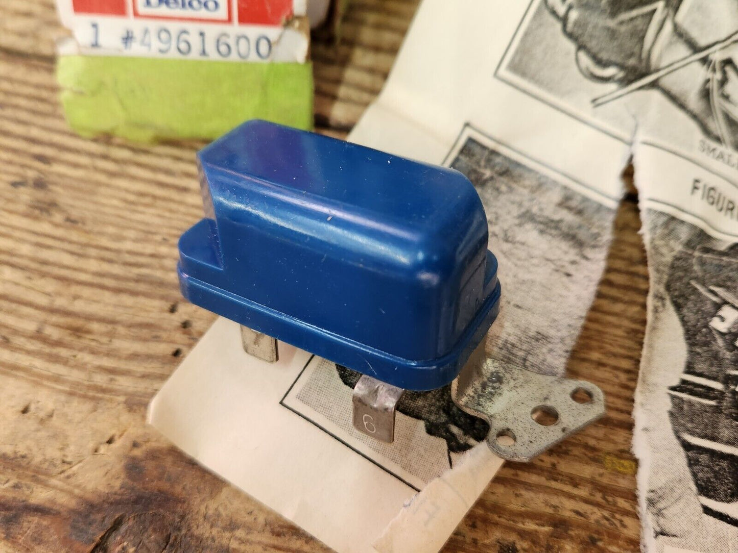 NOS 1975-1978 Chevy Olds Buick Caddy Windshield Washer Pump Pulse Relay 4961600