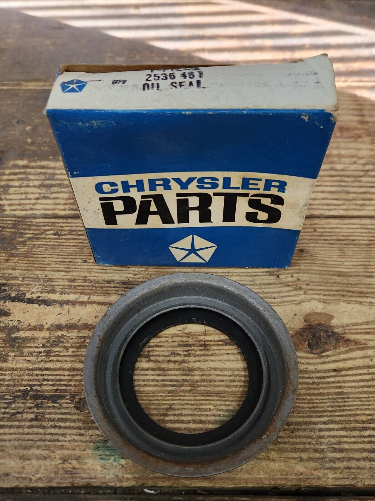 NOS OEM MOPAR 1967-1972 TIMING COVER SEAL 361 - 383 - 440 ENG 2536481