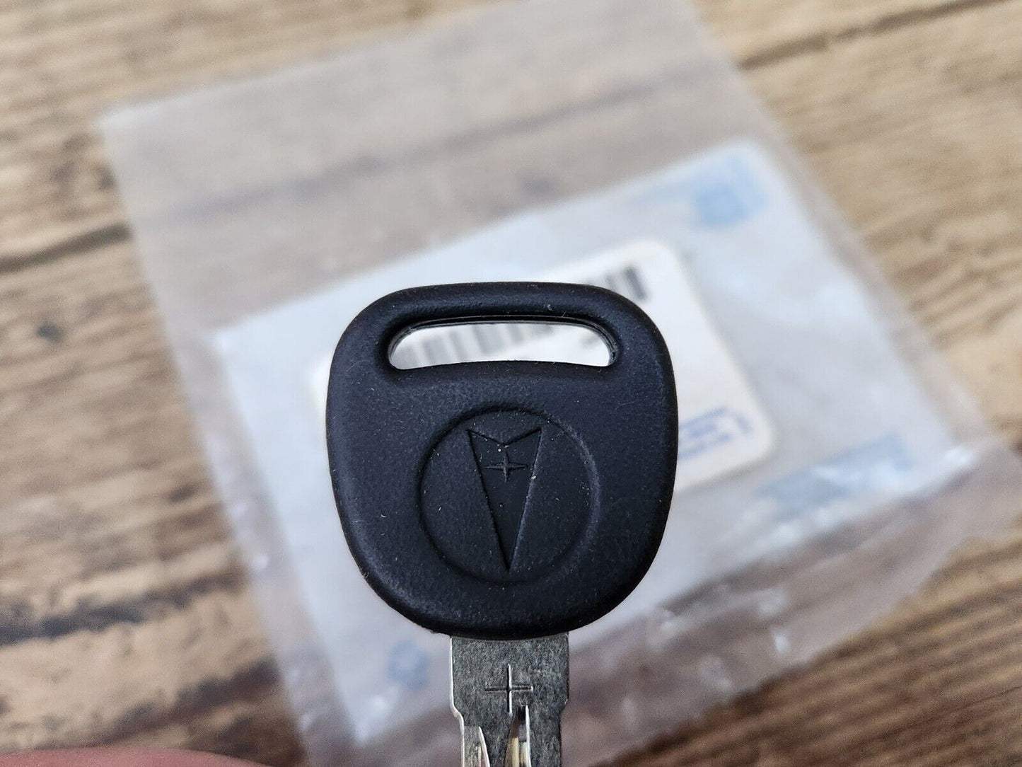 GM OEM NOS 19177418 Door Lock Ignition Key Uncoded 2005-2010 Pontiac G6