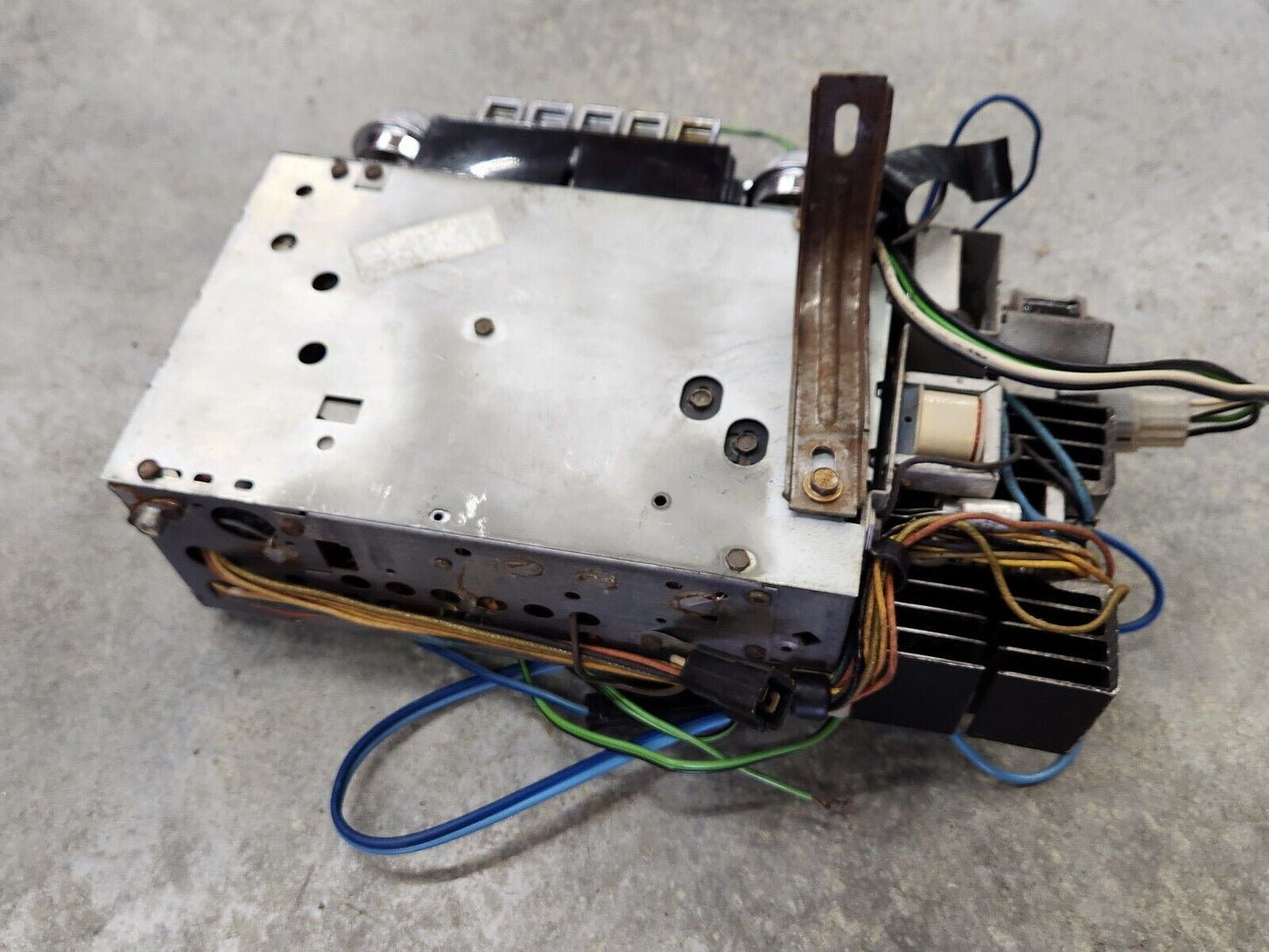 1969 1970 Cadillac AM FM Stereo Radio with Wonderbar WORKS OEM GM