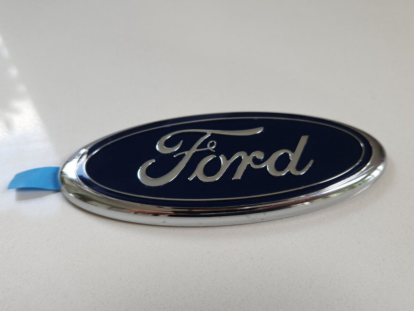 NEW OE 01-07 Ford Escape Rear Hatch 01-09 Ranger Tailgate Emblem YL84-7843500-AB