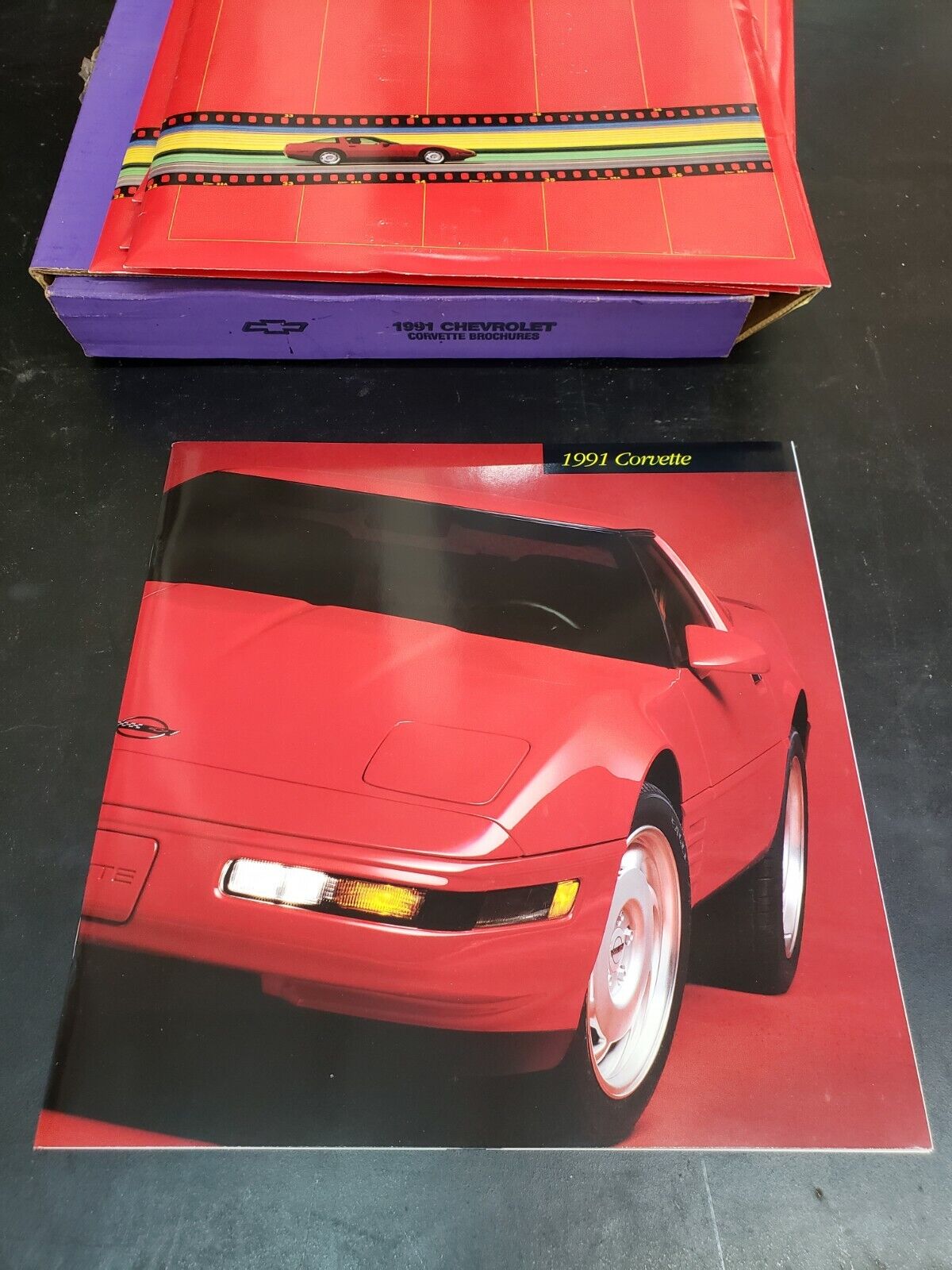 NEW 1991 CHEVROLET CORVETTE C4 BOOK Dealer Sales Brochure Album OEM GM