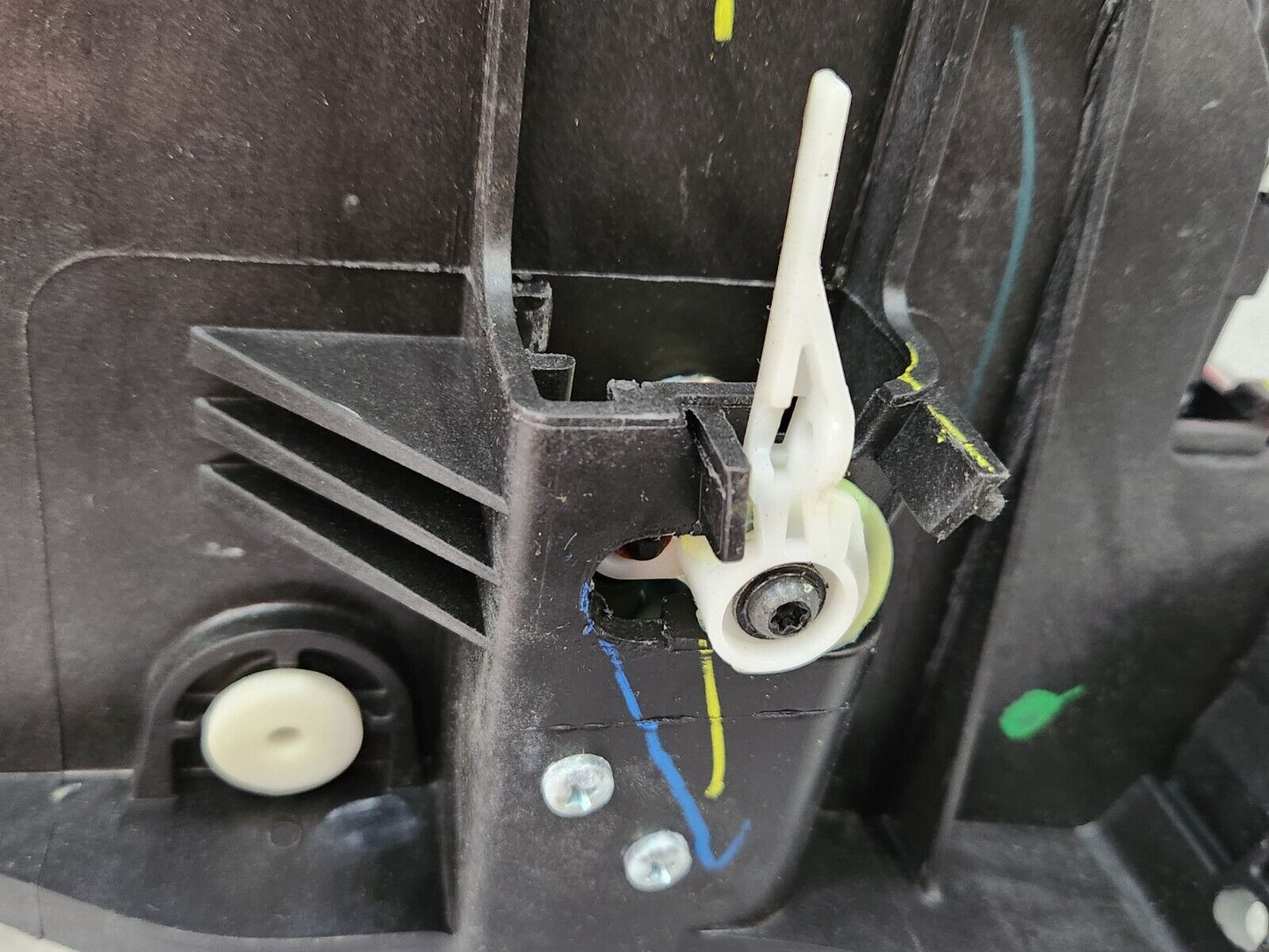 NEW OEM 2014-2017 JEEP PATRIOT COMPASS AUTOMATIC FLOOR GEAR SHIFTER 68186149AG