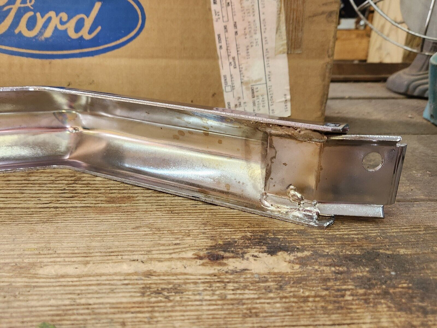 NOS 1971 FORD GALAXIE LTD CUSTOM 500 COUNTRY SQUIRE FRONT CENTER BUMPER MOULDING