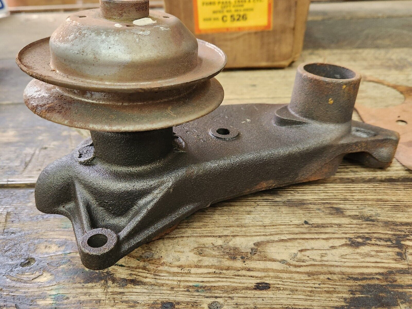 NORS 1949 FORD WATER PUMP LH 8BA-8502-G wide belt Flathead V8 49-53 Car 53 Truck