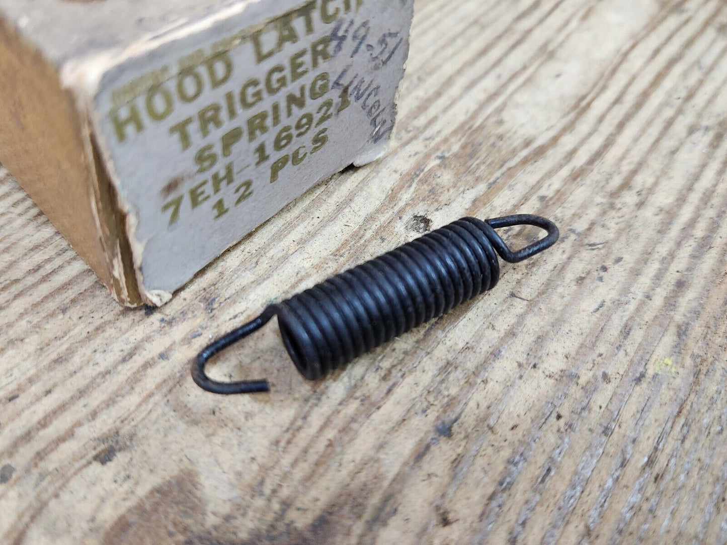 NOS OEM 1949 1950 1951 LINCOLN FORD HOOD LATCH TRIGGER SPRING 7EH-16921