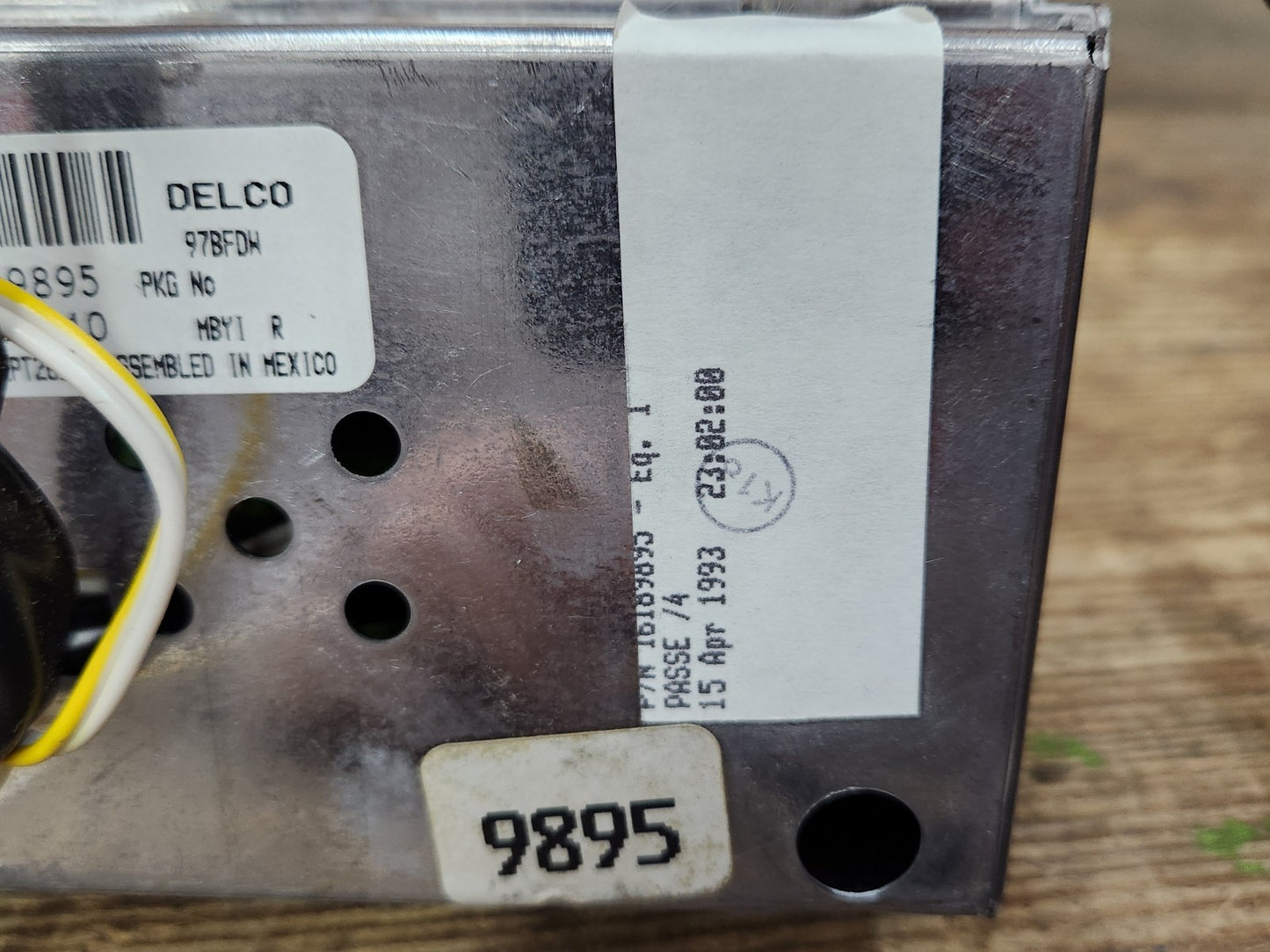 6818546