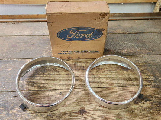 NOS OEM Ford Torino 1968 Inner LH & RH Front Headlight Bezels Genuine Pair