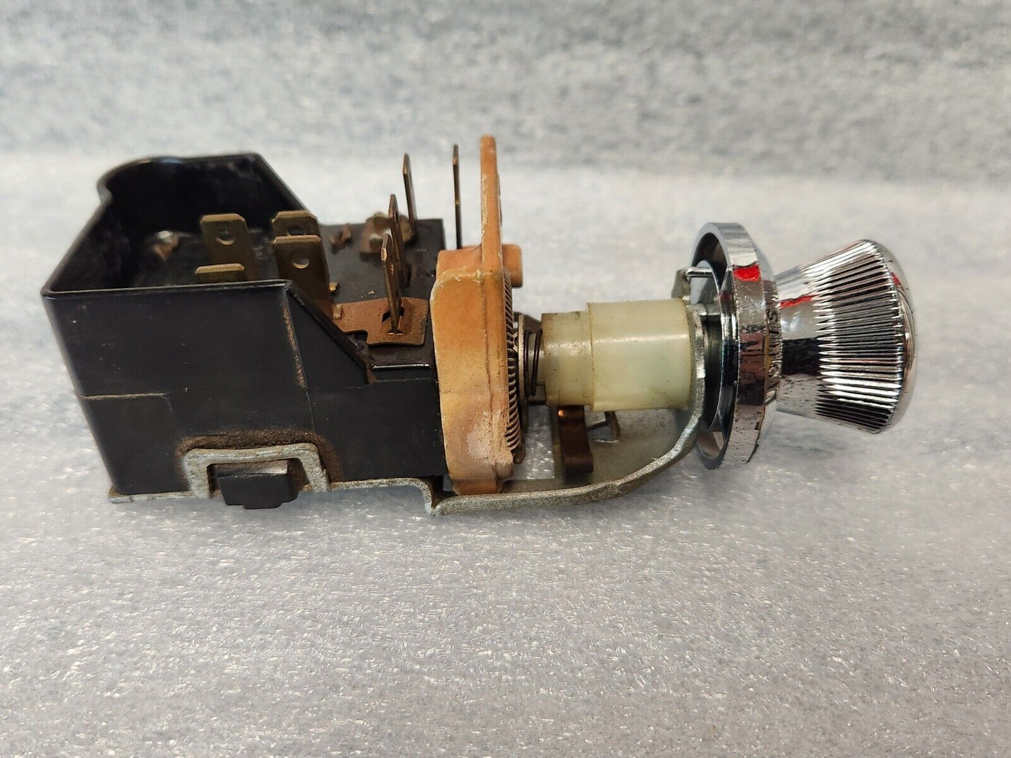 OEM 1964-67 Chevelle Nova Pass Camaro Delco Headlight Switch 1995147 GM D-1544