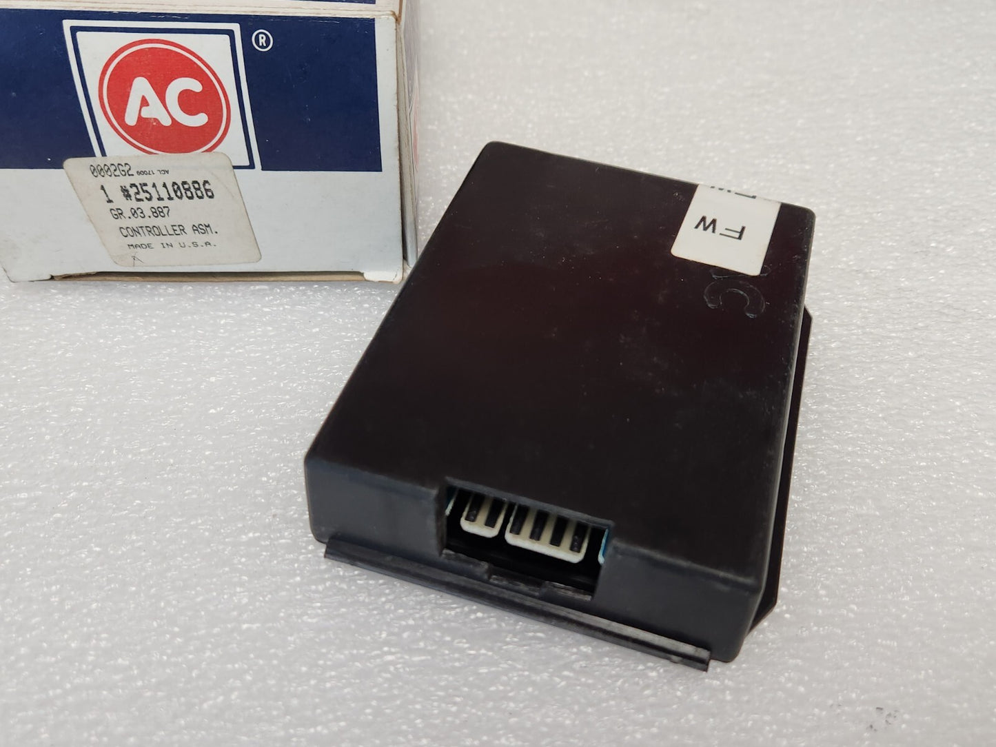 4930945