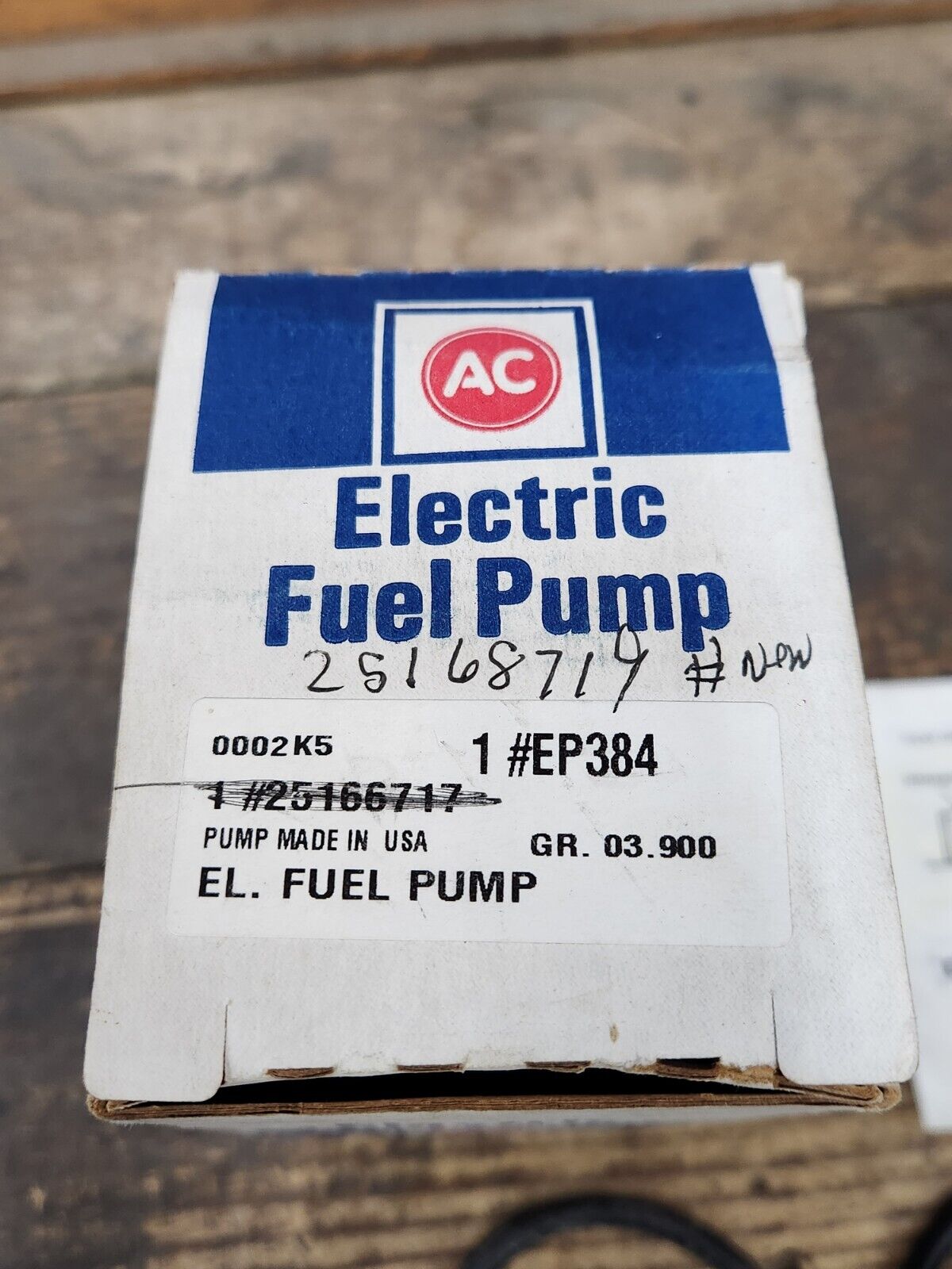 NOS OEM AC Electric Fuel Pump Chevrolet Camaro Corvette L4 5.7 V8 25166717 EP384