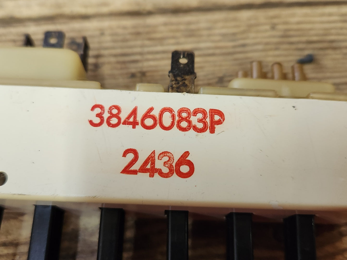 7401690