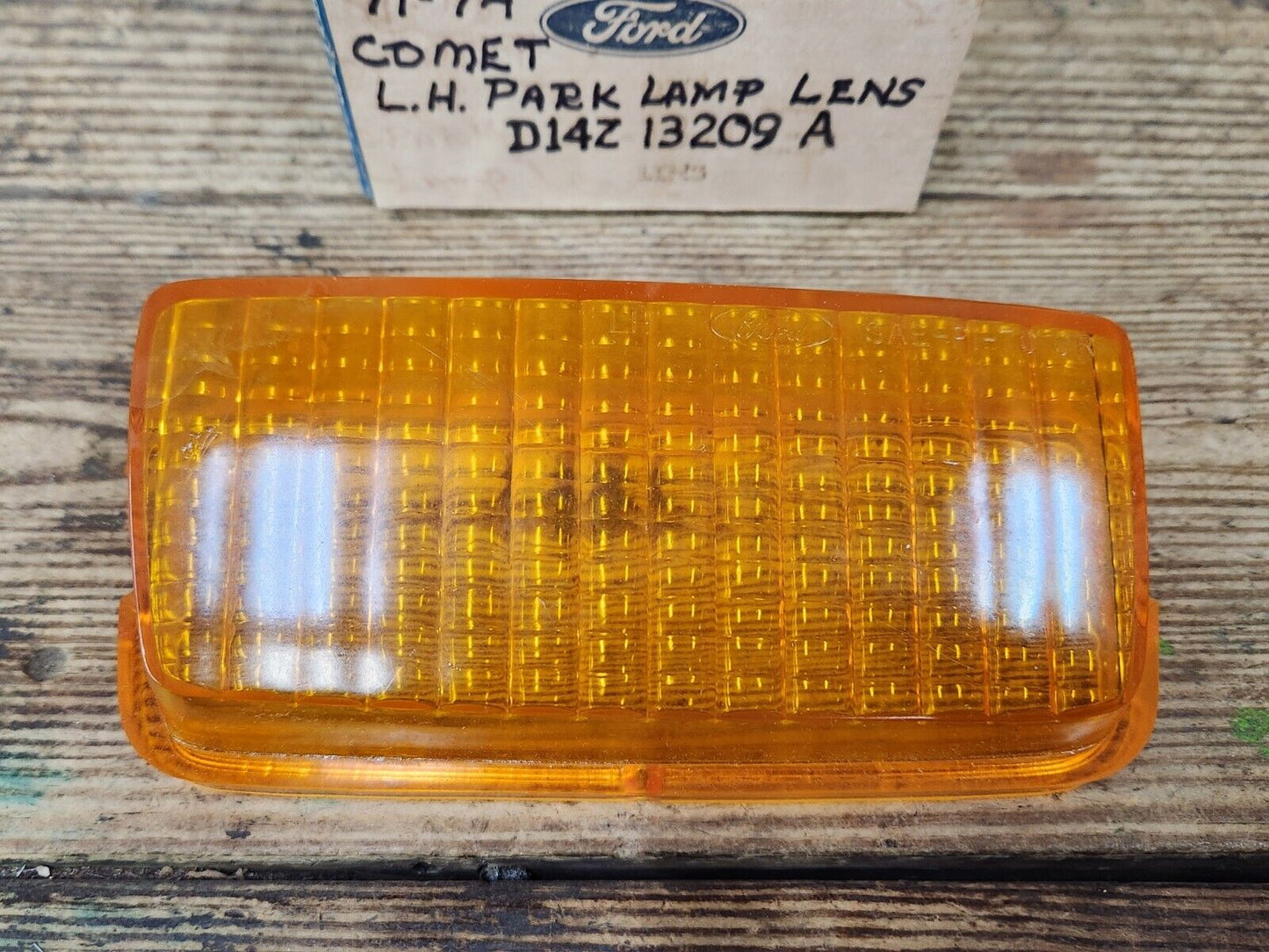 NOS 1970 MERCURY COUGAR 71-73 MERCURY COMET GT LH PARKING LIGHT LENS D14Z13209A