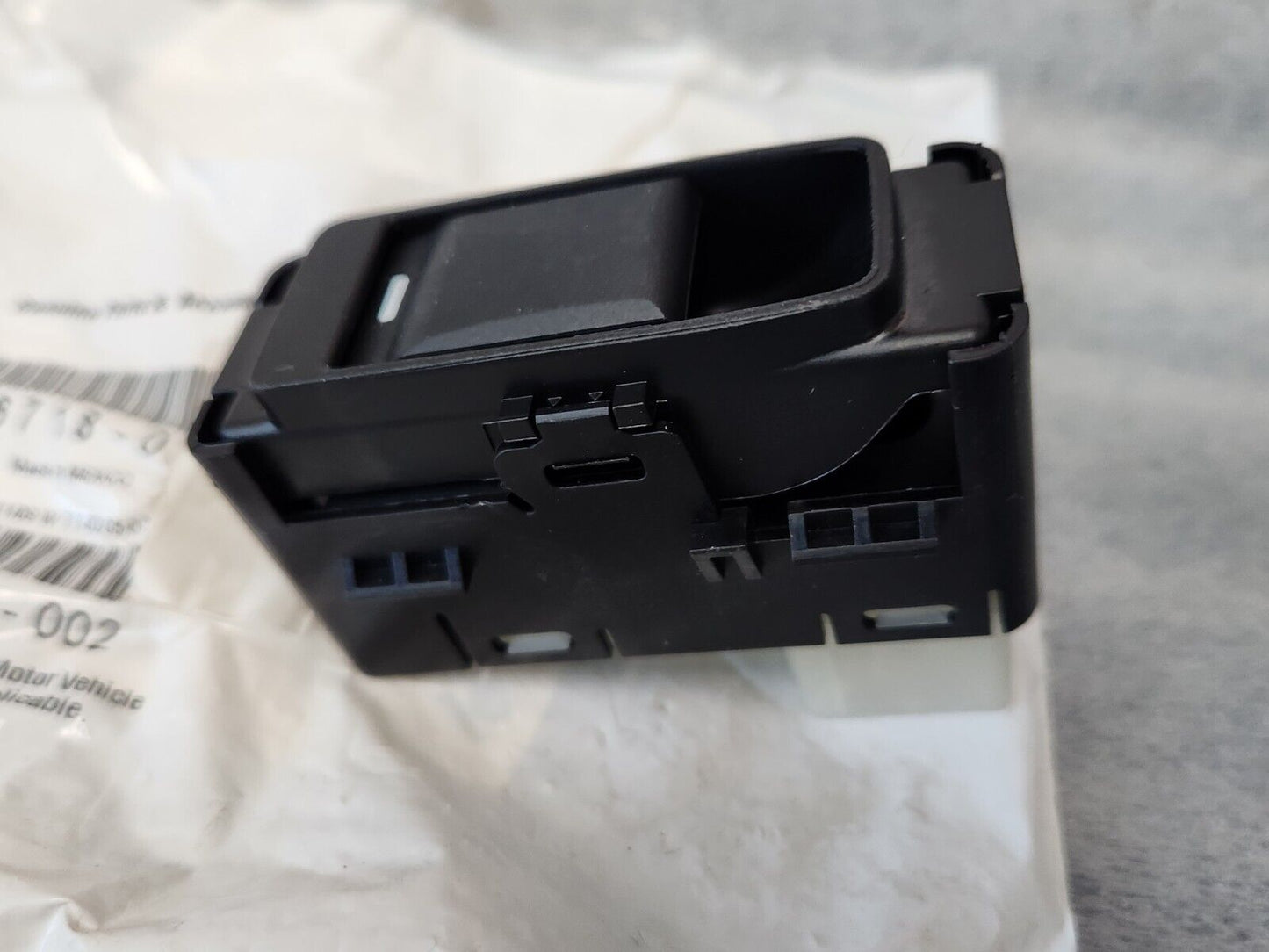 NEW OEM Window Switch Jeep Grand Cherokee Commander Chrysler 300 Dodge 2005-2010