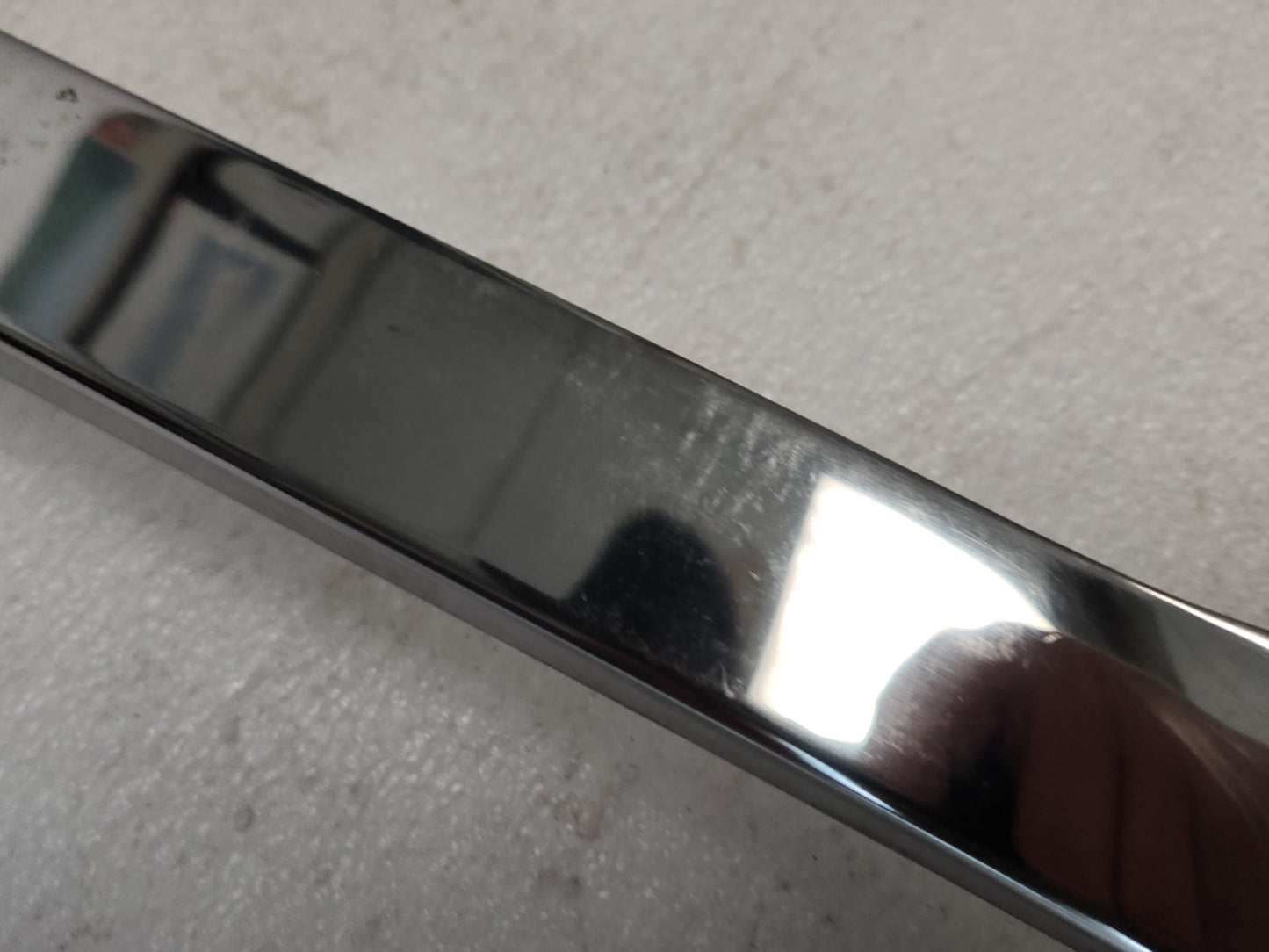 7561386