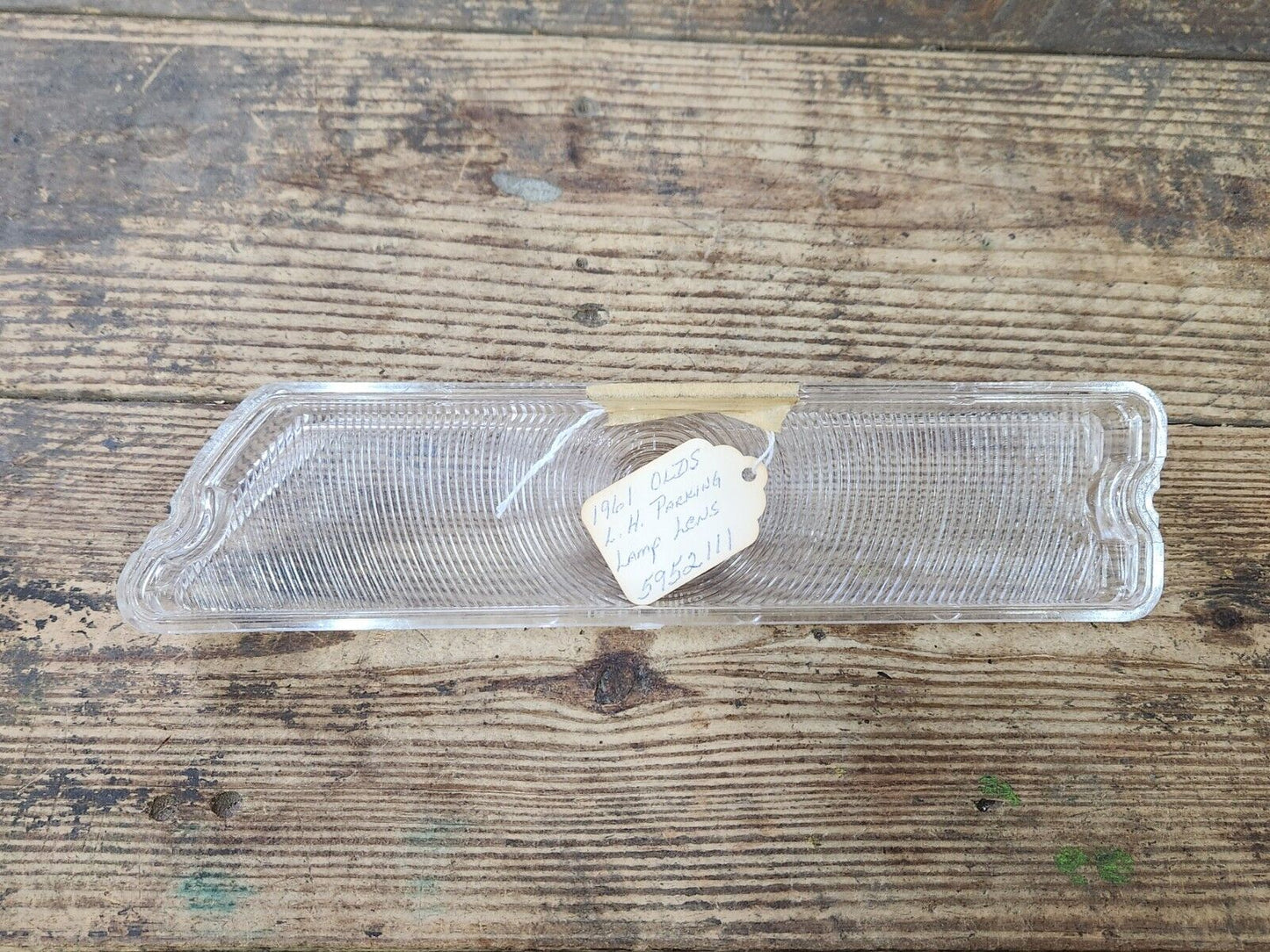 NOS 1961 61 Oldsmobile Olds LH Parking Lamp Lens 5952111 GM Delco Guide