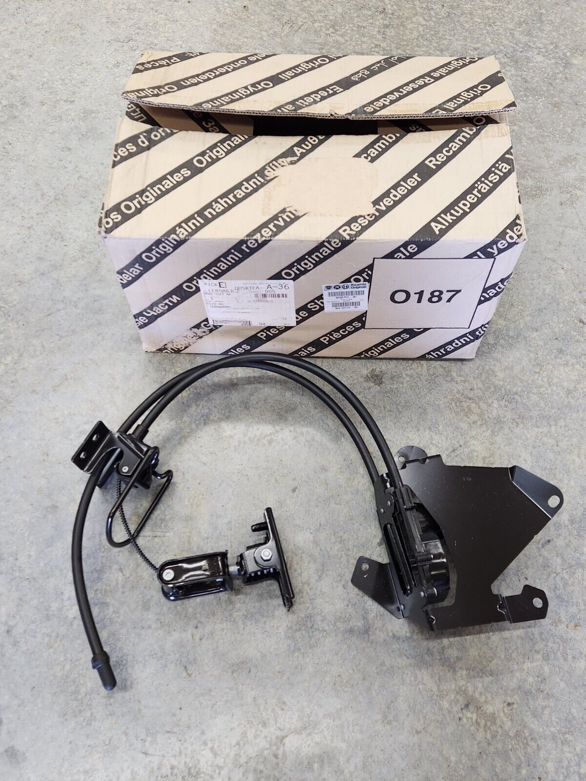 15-22 RAM PROMASTER CITY SPARE TIRE CARRIER WINCH HOIST GENUINE MOPAR 68421527AA