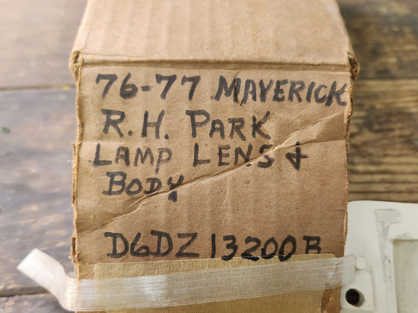 1976 1977 Ford Maverick Grabber NOS FRONT GRILLE LH PARKING LAMP ASSEMBLY