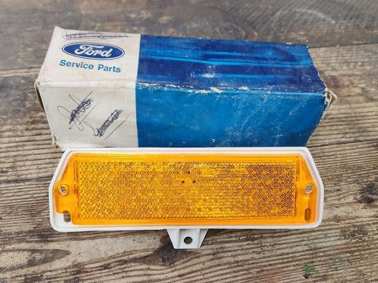 NOS OEM 1971-1973 FORD MUSTANG FRONT RIGHT HAND RH AMBER MARKER LIGHT GENUINE