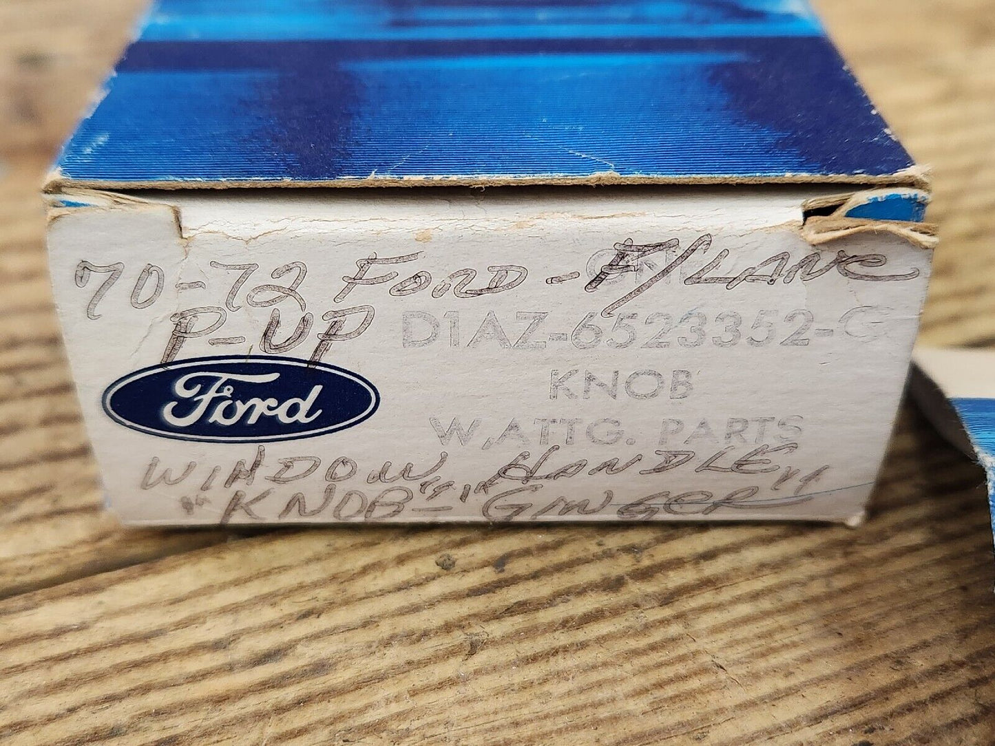 NOS OEM 1968-72 Ford Mustang Pickup Brown (Ginger) Window Crank Handle Knob