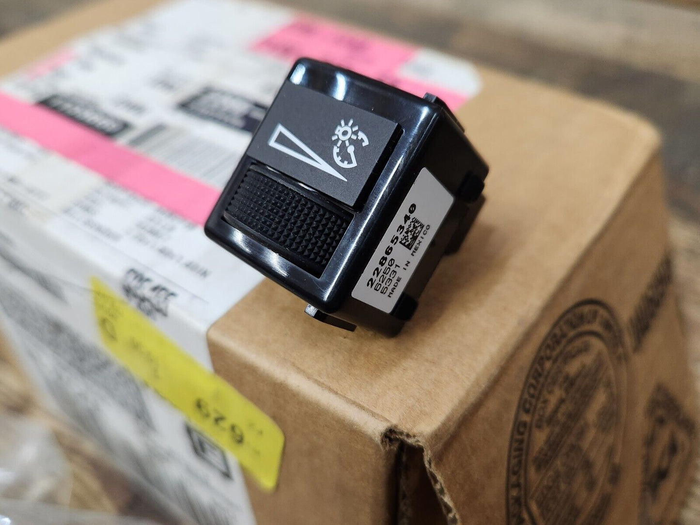 NEW OEM 2014-2020 CHEVY IMPALA INTERIOR LIGHT DIMMER CONTROL SWITCH 22865340