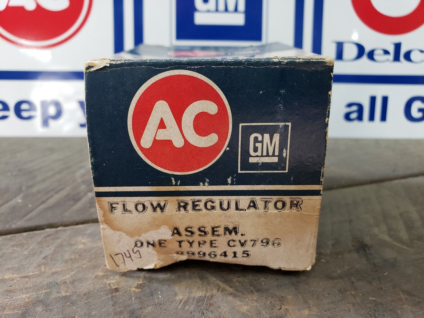 NOS OEM 1978 CADILLAC FLOW CONTROL REGULATOR 350 ENGINE GM 8996415