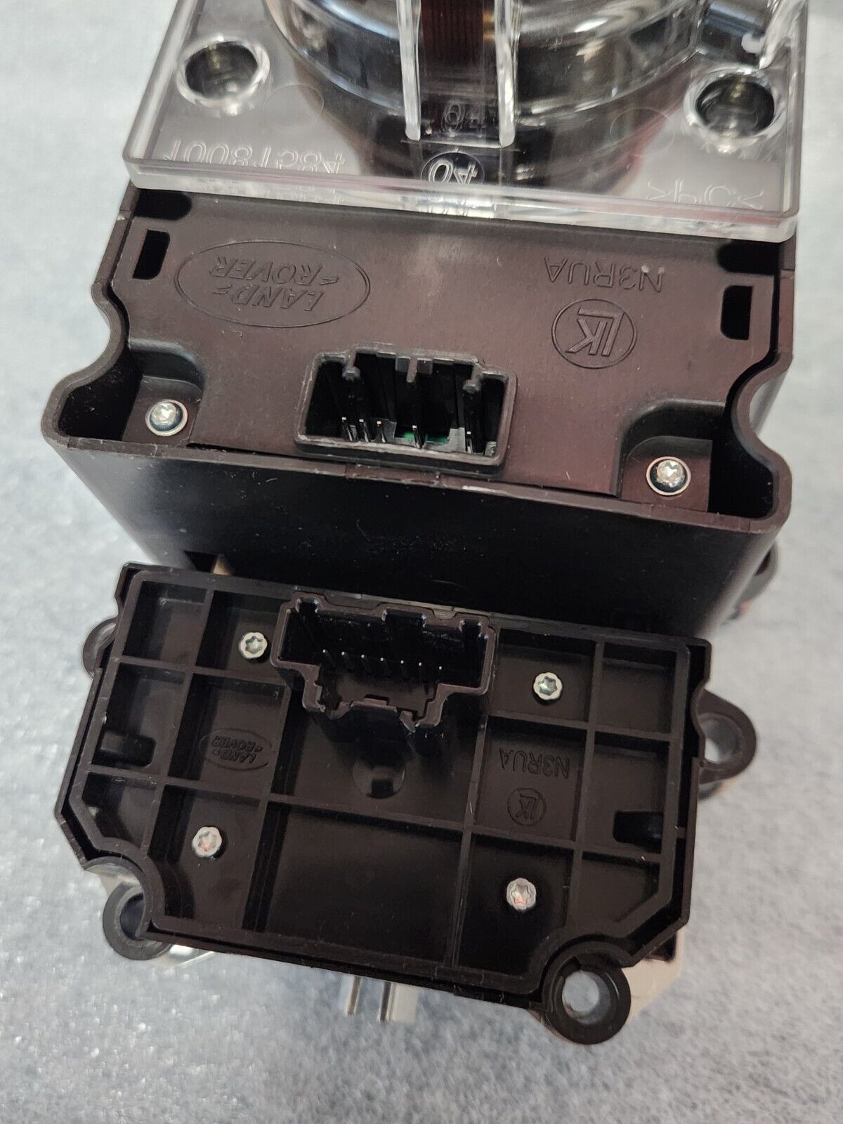 2017-2019 LAND ROVER DISCOVERY L462 TERRAIN RESPONSE CONTROL PARK SWITCH CONSOLE