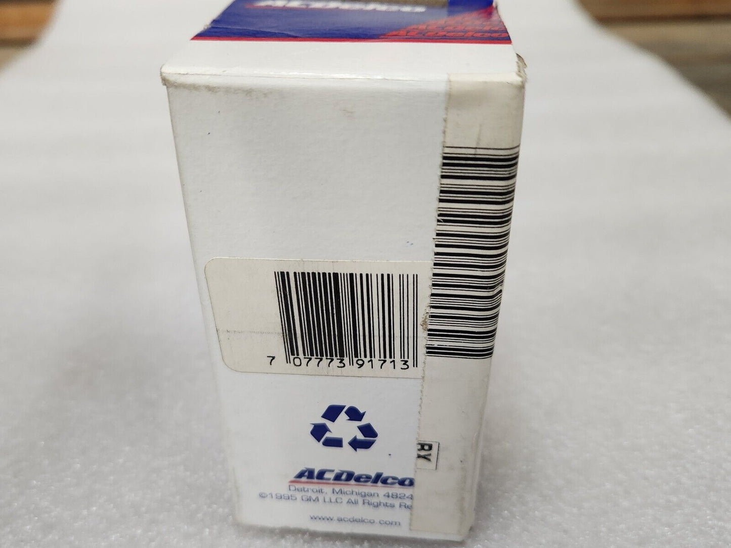 NEW OEM 2002-2024 GM Valve Evap Emission Canister Vent Solenoid 22865590