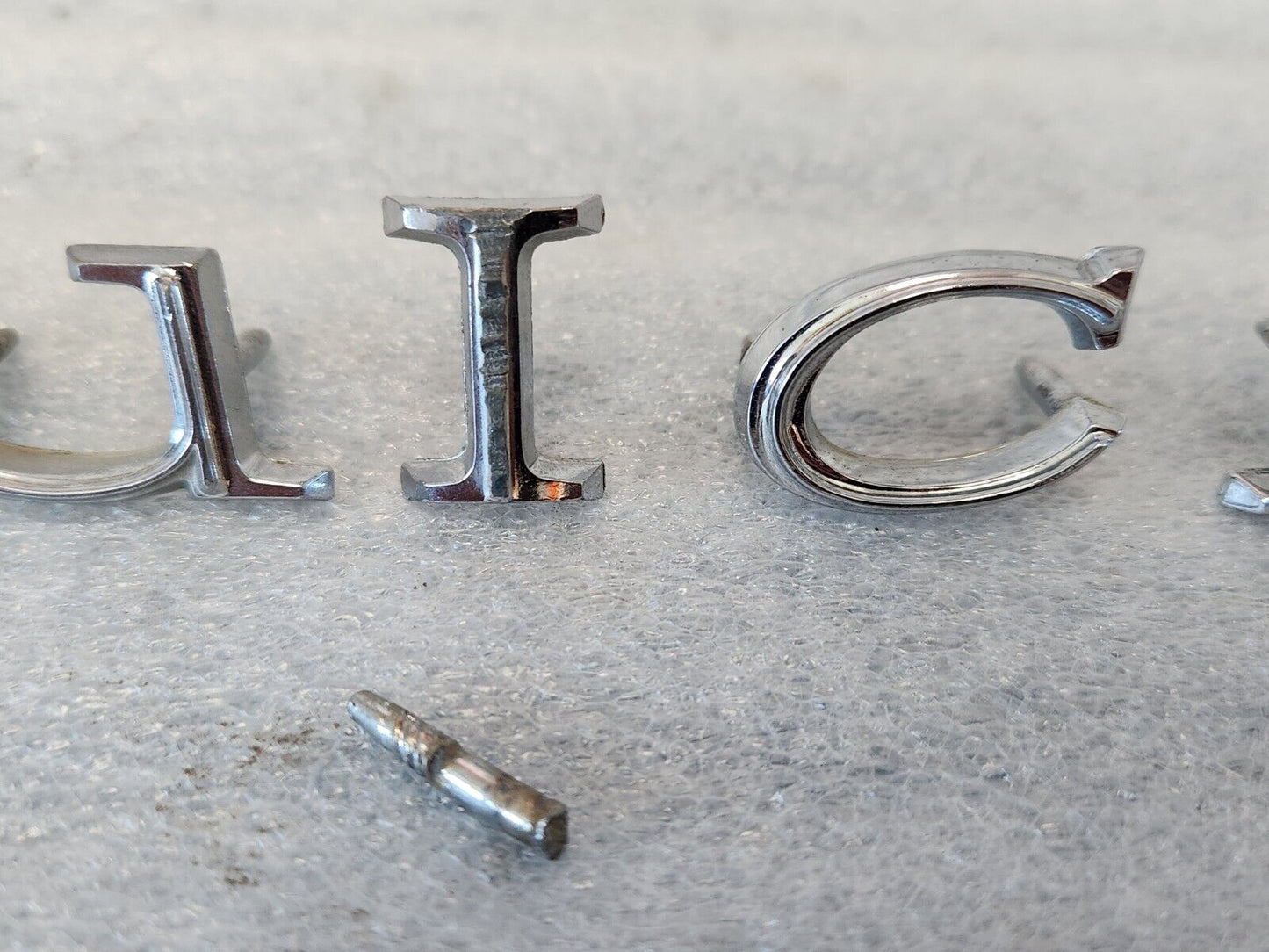 1964 Buick LeSabre Wildcat Electra 225 Hood Letters "BUICK" Front Letters 64 OEM