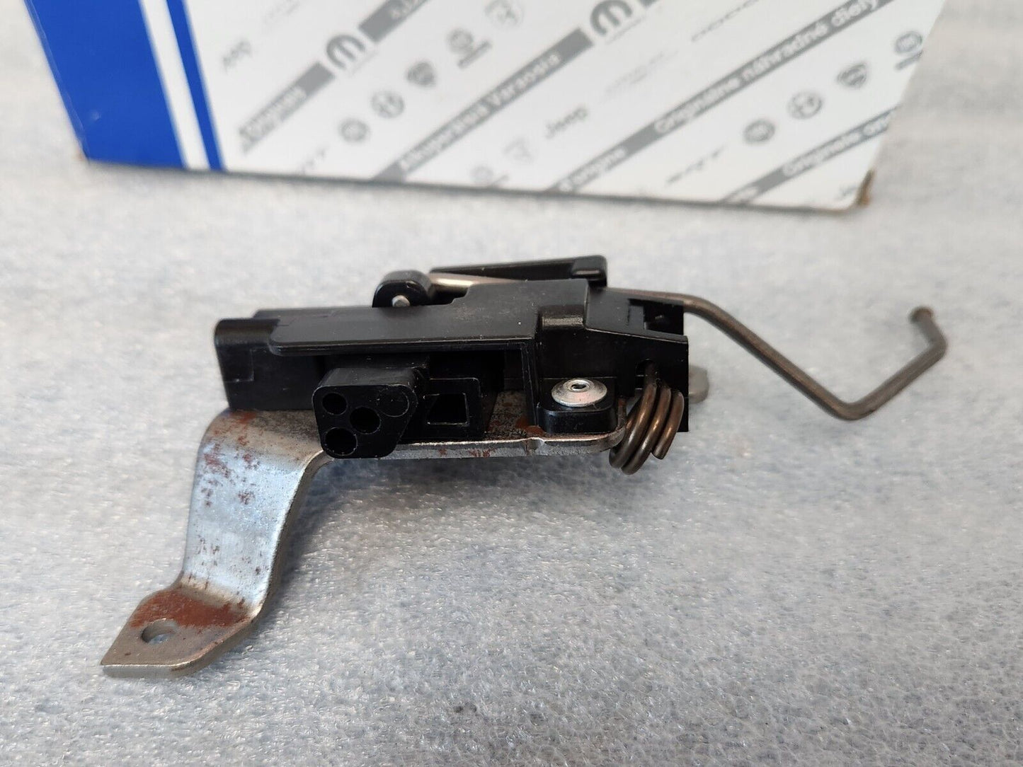 NEW Genuine Mopar 2006-2009 Ram Dakota Tilt Column Release Lever 5057272AC