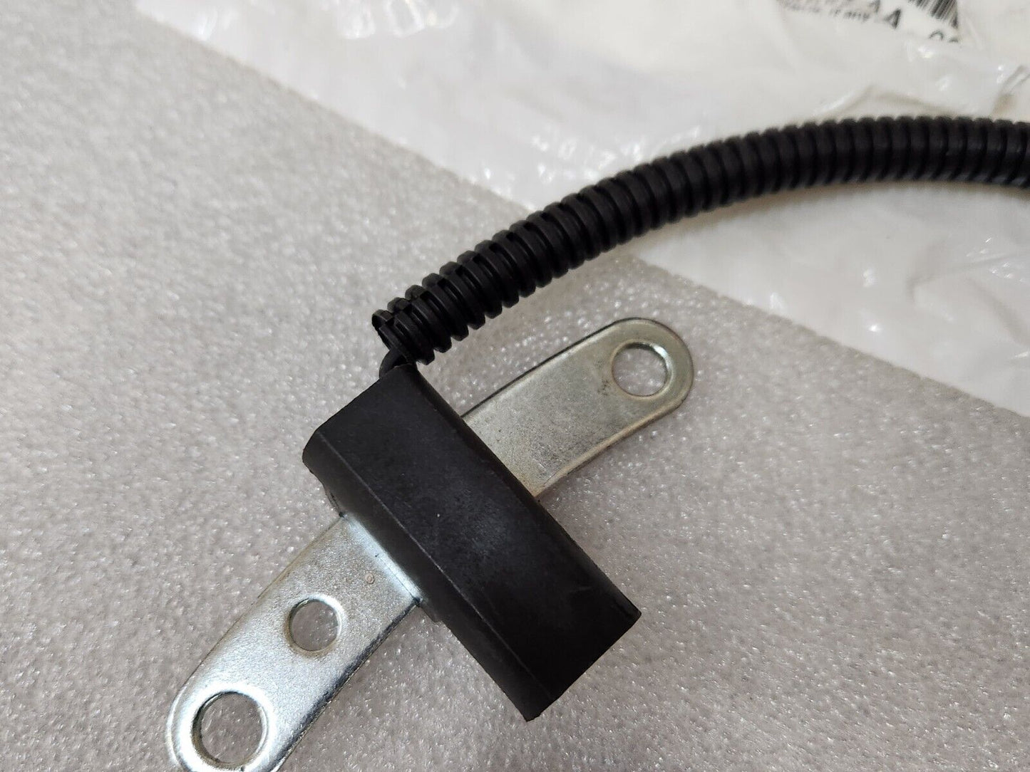 WRANGLER CHEROKEE DAKOTA GRAND CHEROKEE ENGINE CRANKSHAFT POSITION SENSOR MOPAR