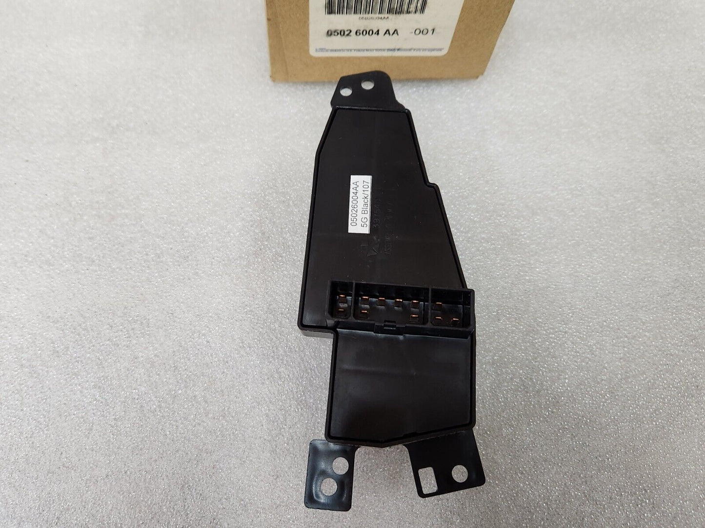 NEW OEM MOPAR 1999-04 Concorde Sebring Intrepid Master Window Switch 05026004AA