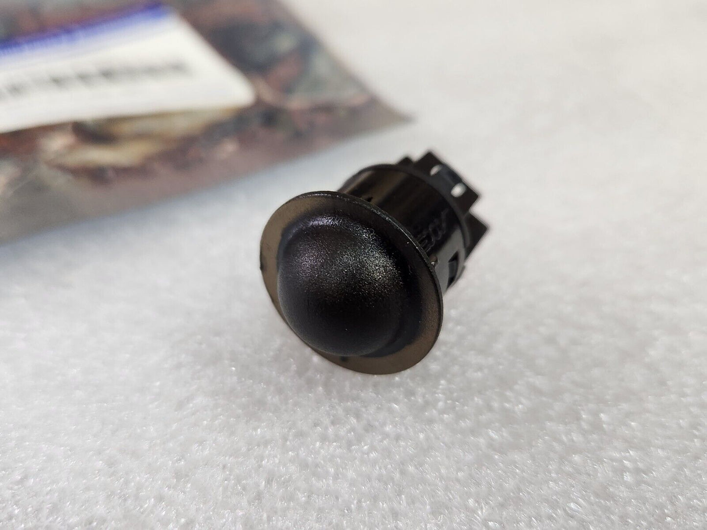 NEW OEM MOPAR 15-17 JEEP DODGE CHRYSLER TEMPERATURE SUNLOAD SENSOR 68230113AB