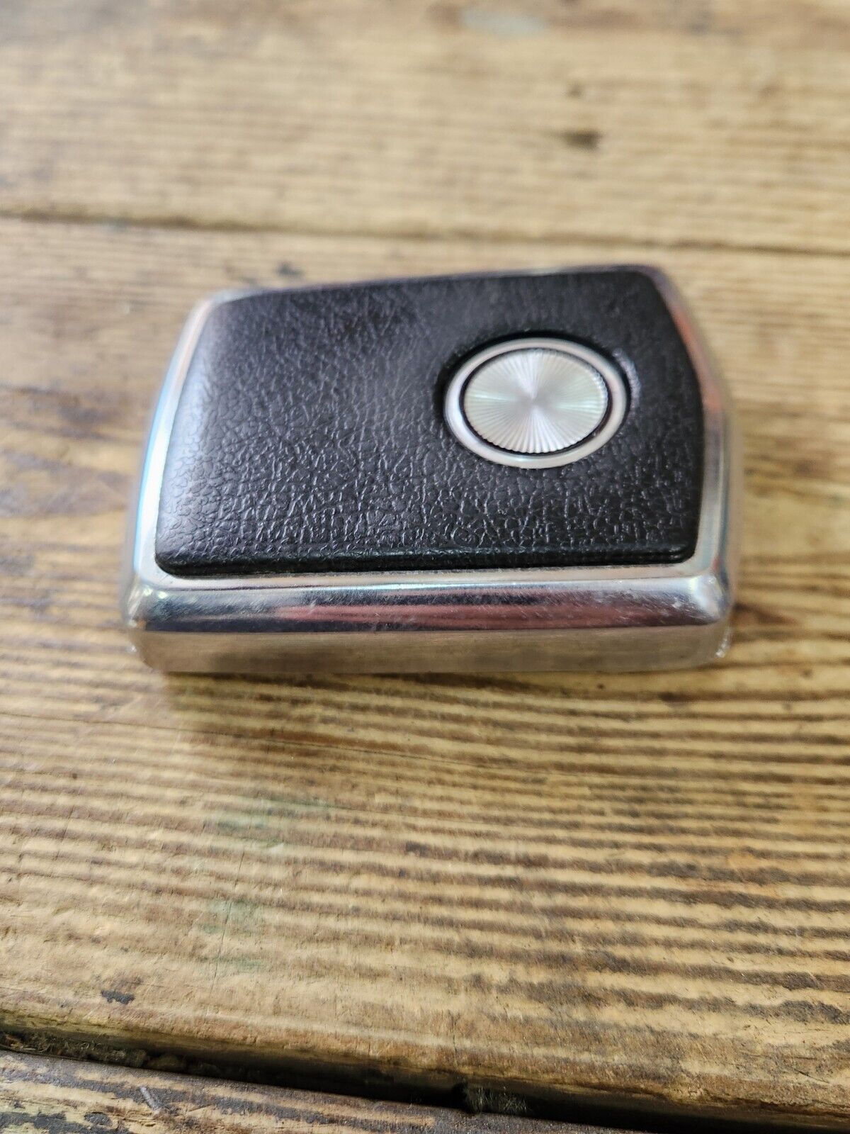 Vintage 1967 Ford FoMoCo Lap Belt Chrome & Black Buckle Robbins-JR-7600