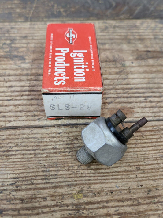 NOS MOPAR 1960-1971 DODGE TRUCK BRAKE STOPLIGHT SWITCH 1937172 USA MADE