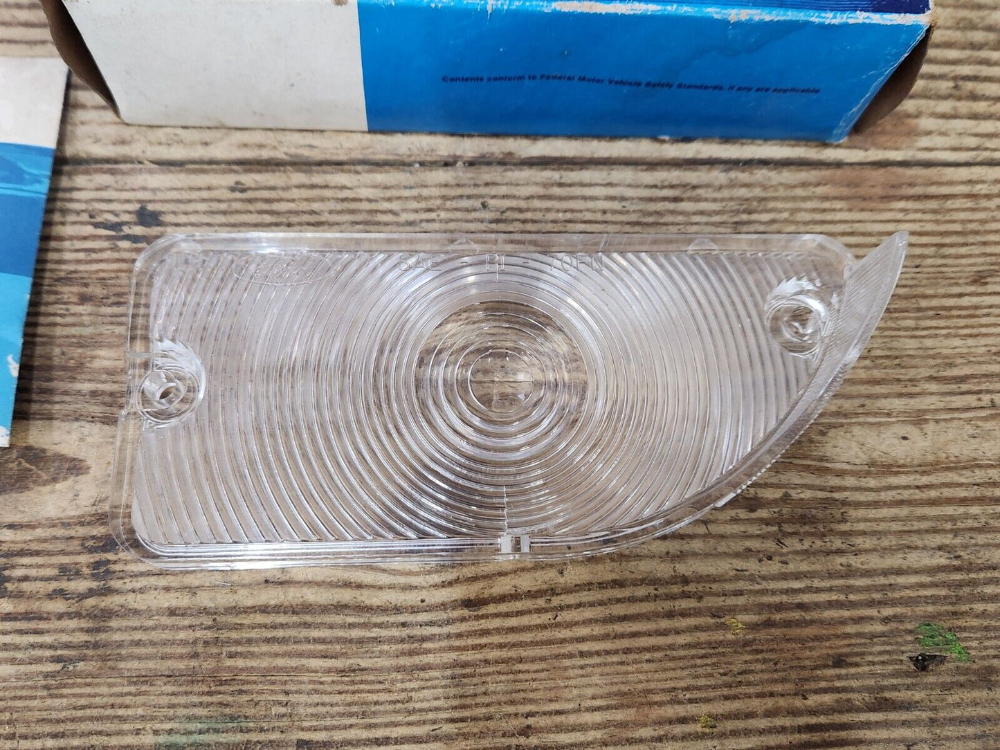 NOS OEM Ford 1970 1971 1972 Maverick Clear Park Light Lamp Lens LH D0DZ-13209-A