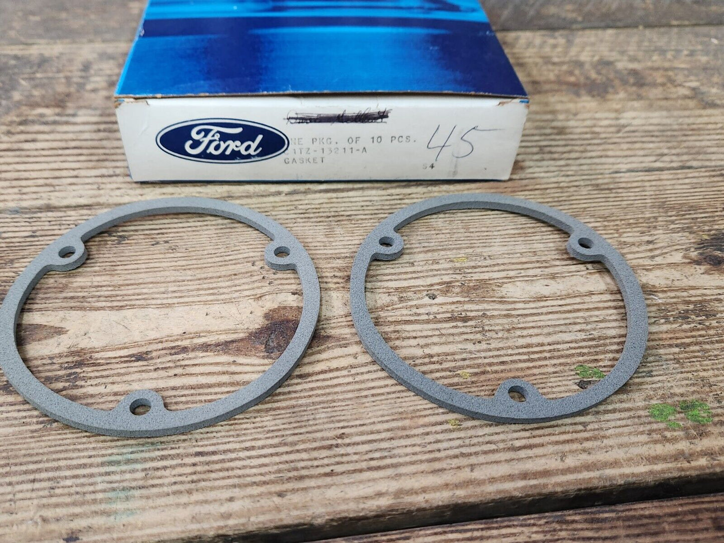 NOS 1961 1962 1963 1964 1965 FORD F100 F250 PARKING LAMP LENS GASKETS PAIR