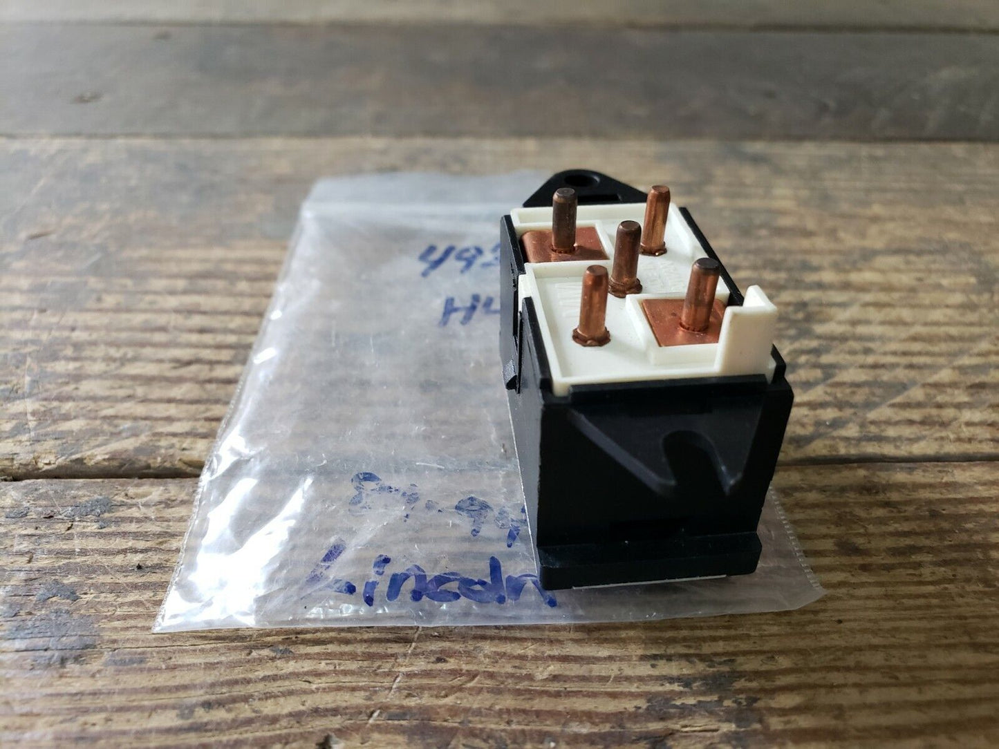 NEW 1989-1994 LINCOLN CONTINENTAL POWER WINDOW SWITCH RH FRONT FORD