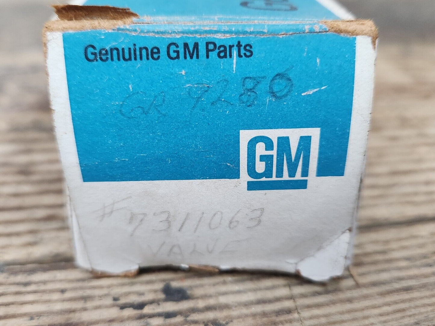 NOS OEM GM 1966-1970 Chevy Olds Air Conditioning Heater Vacuum Relay 7311063