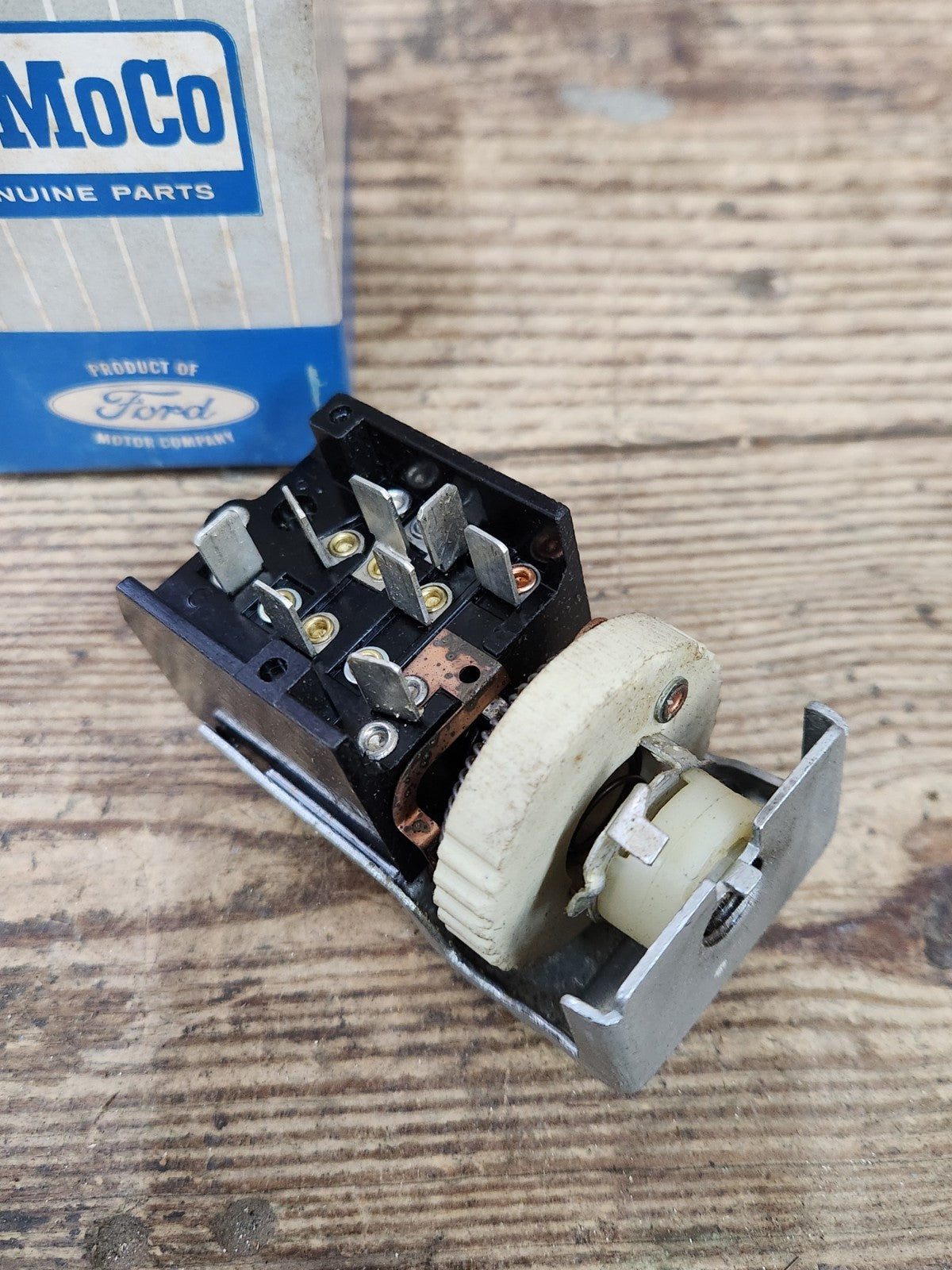 8003891